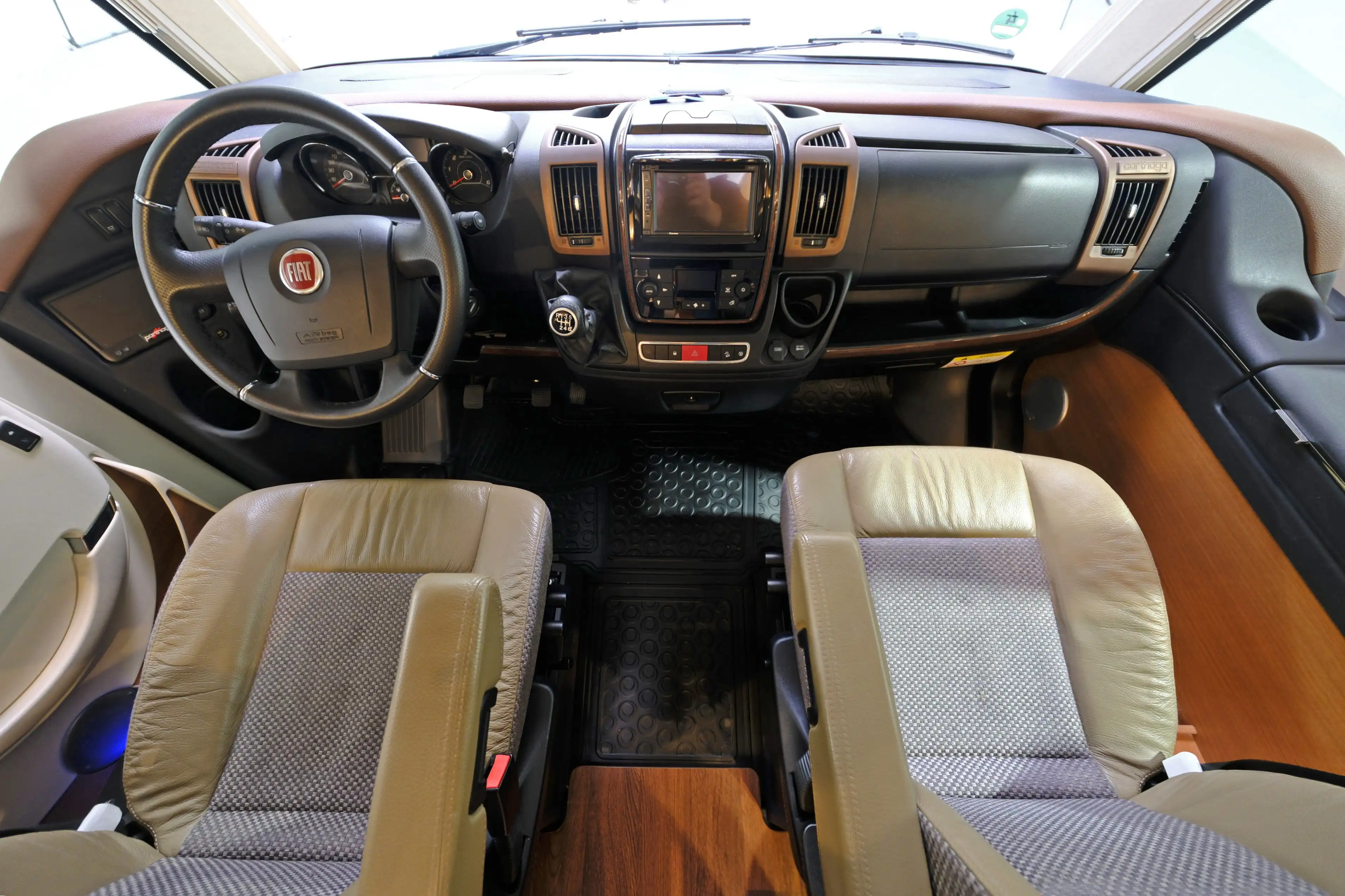 CARTHAGO Chic C-Line I 6.2 XL